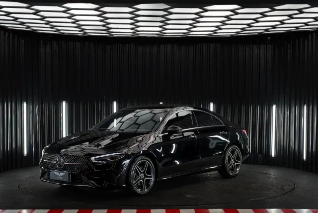 Foto de Mercedes-Benz CLA