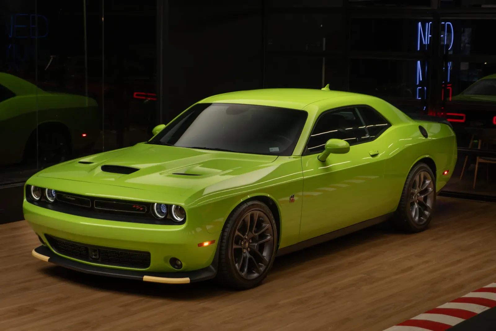 Foto 1 de 18 de Dodge Challenger