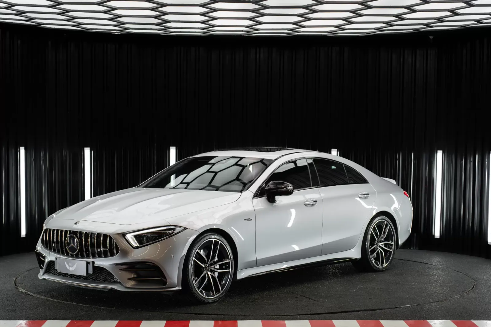 Foto 1 de 20 de Mercedes-Benz CLS