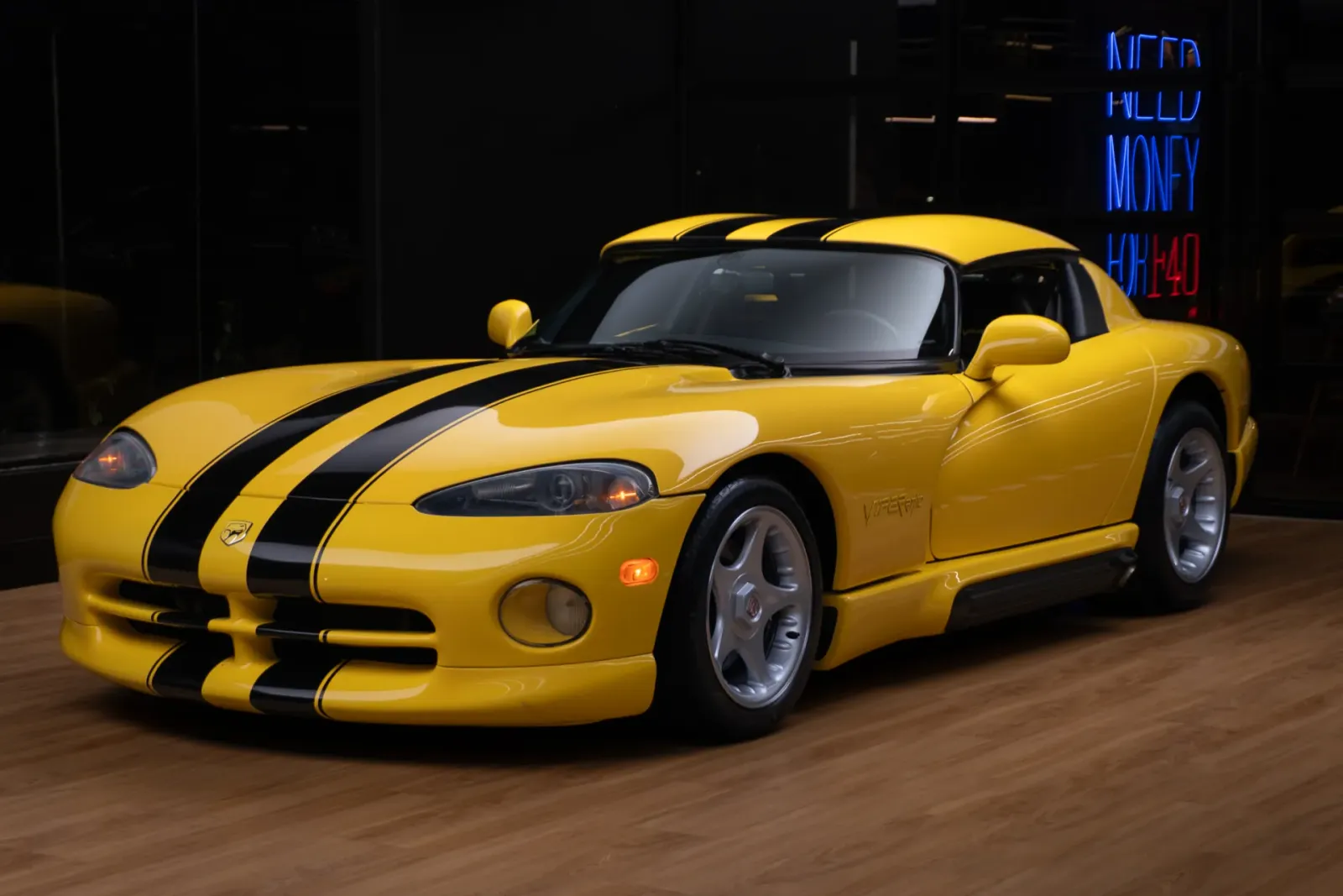 Foto 1 de 20 de Dodge Viper